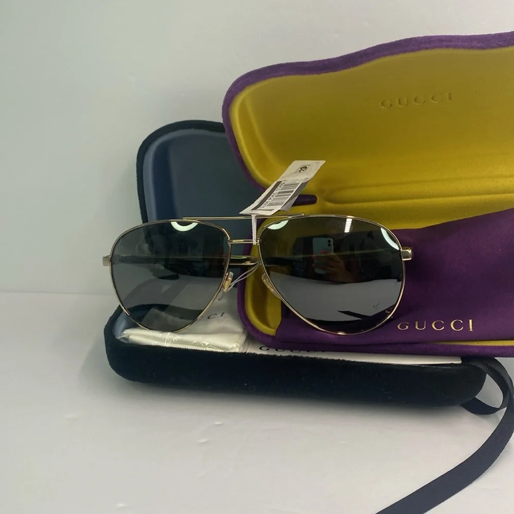 New Authentic Gucci GG0137S 002 61 Sunglasses